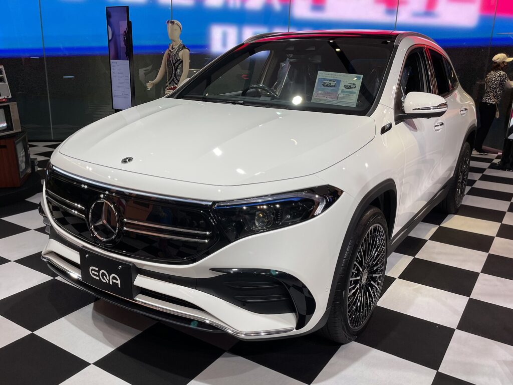 Mercedes-Benz EQA 250+ Electric Art – Bild 2